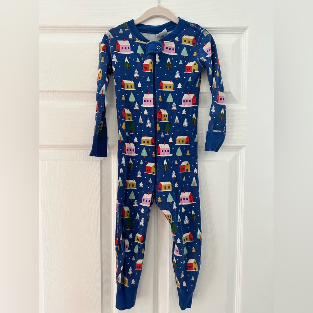 Hanna Jams… 3 pairs, blue and striped are 3t, falala 2t